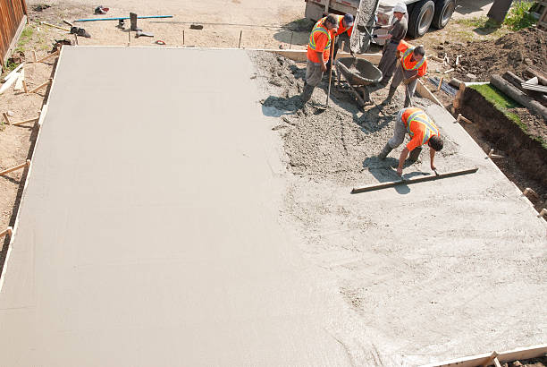 Best Concrete Sidewalk Installation in Hortonville, WI